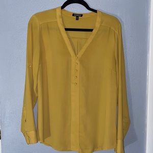 Women’s dress shirt